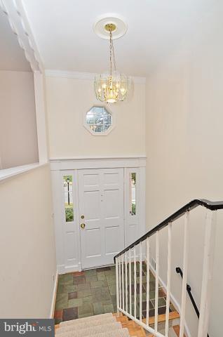 6342 11th Road North Arlington, VA 22205 - Photo 14 of 22 Foyer entrance