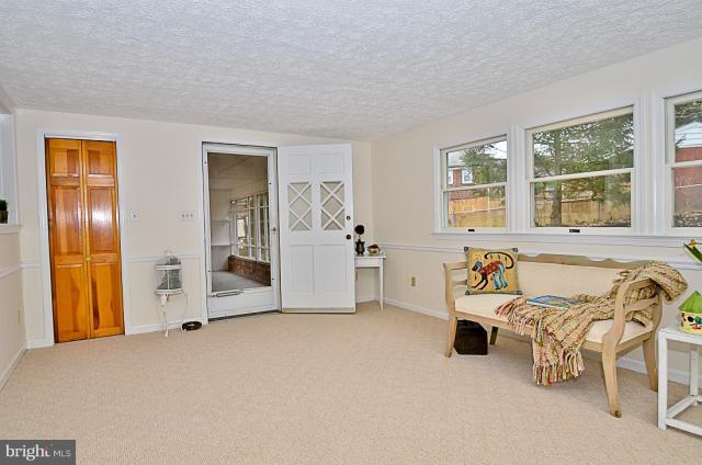 6342 11th Road North Arlington, VA 22205 - Photo 17 of 22 1st floor family room off of the kitchen