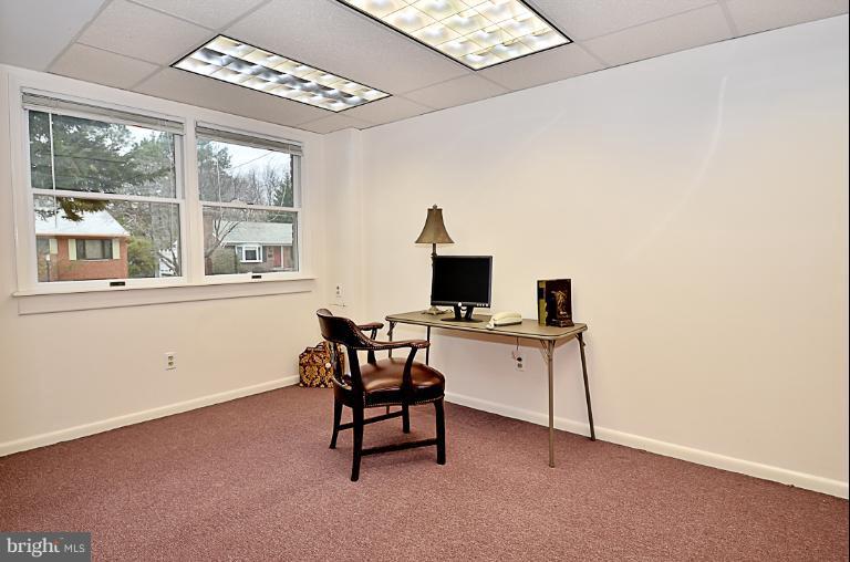 6342 11th Road North Arlington, VA 22205 - Photo 9 of 22 4th Bedroom or office