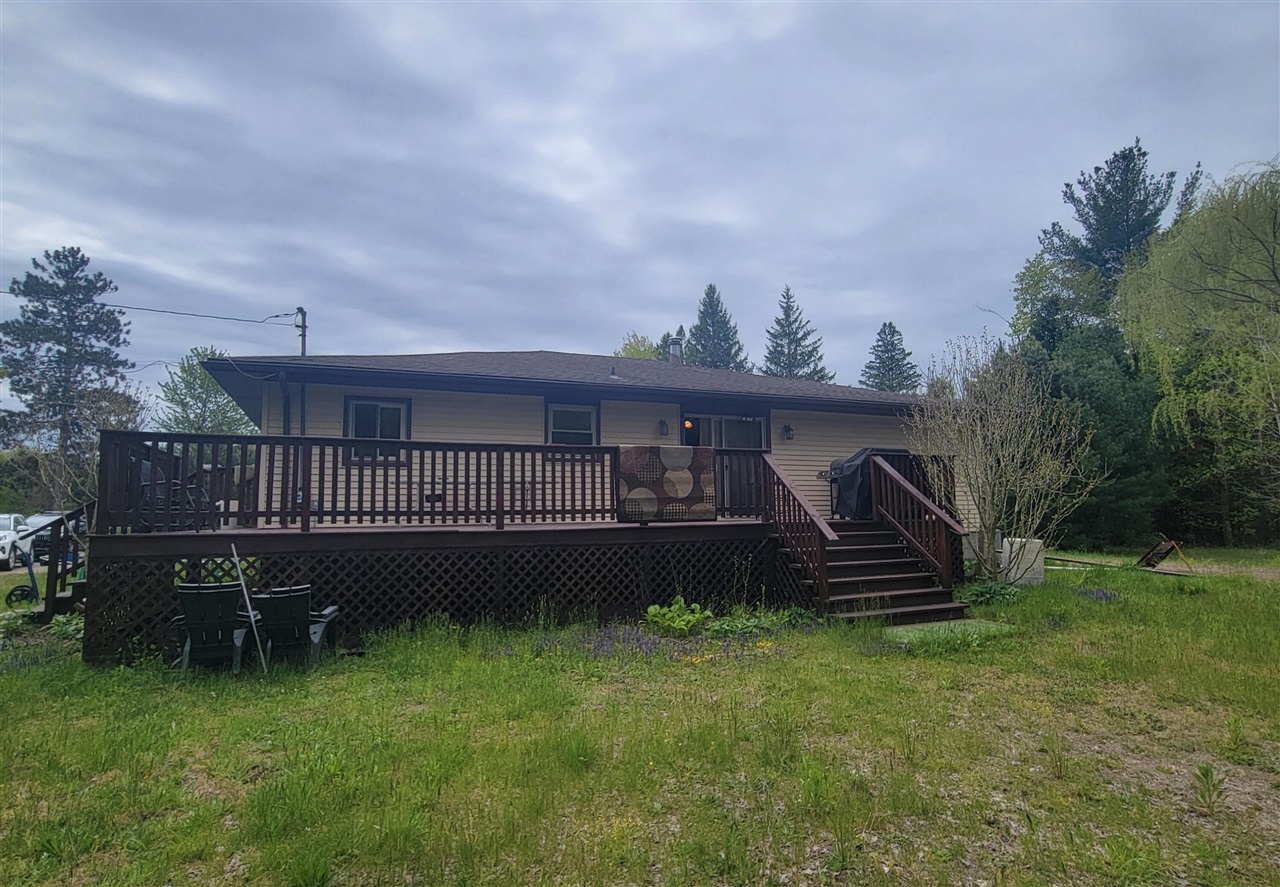 70448 County Road 378 Covert, MI 49043 - Photo 4 of 19