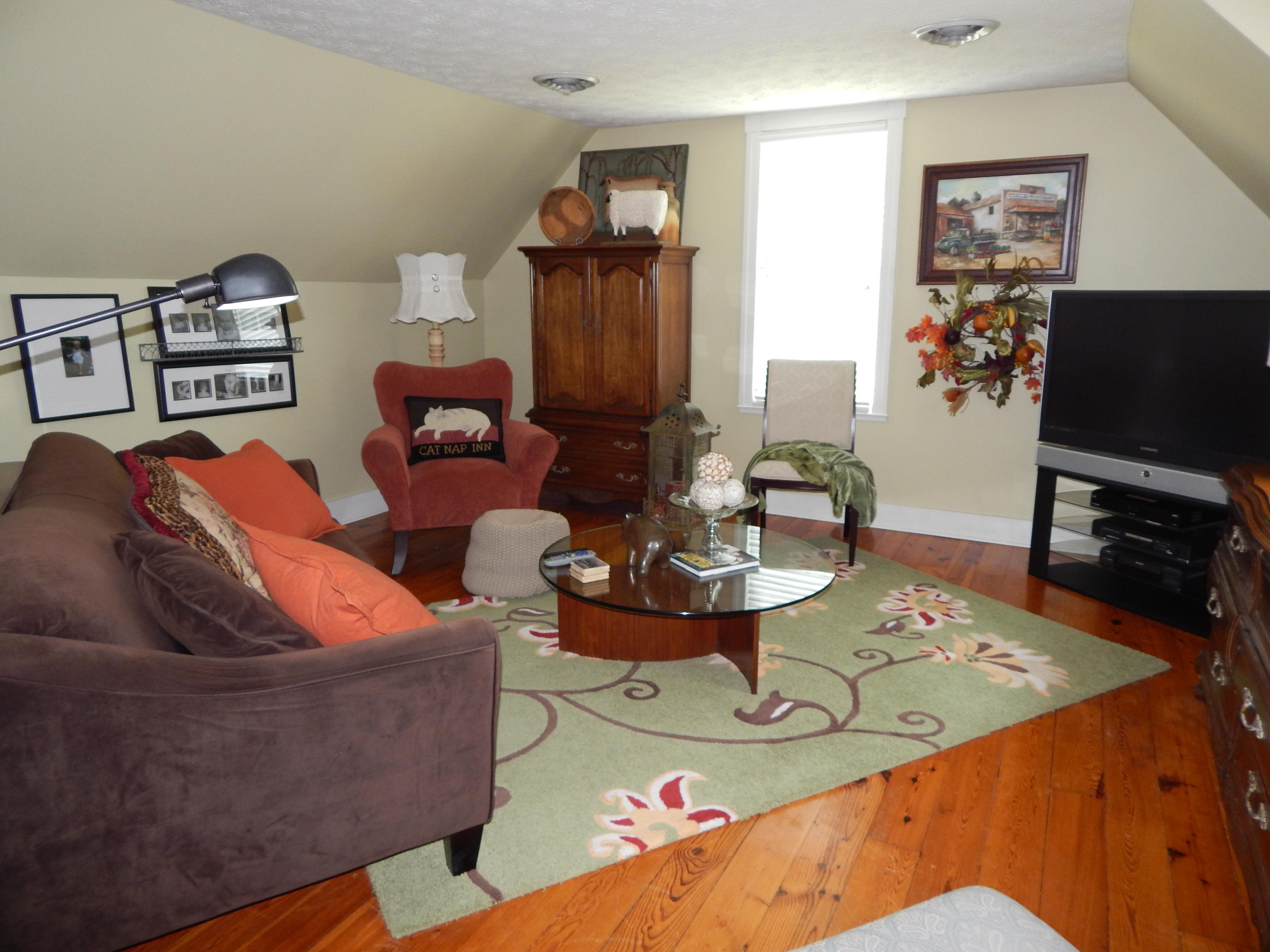 9817 Kodak Road Kodak, TN 37764 - Photo 29 of 37 Sellers - 9817 Kodak Rd Farm photos 8-07
