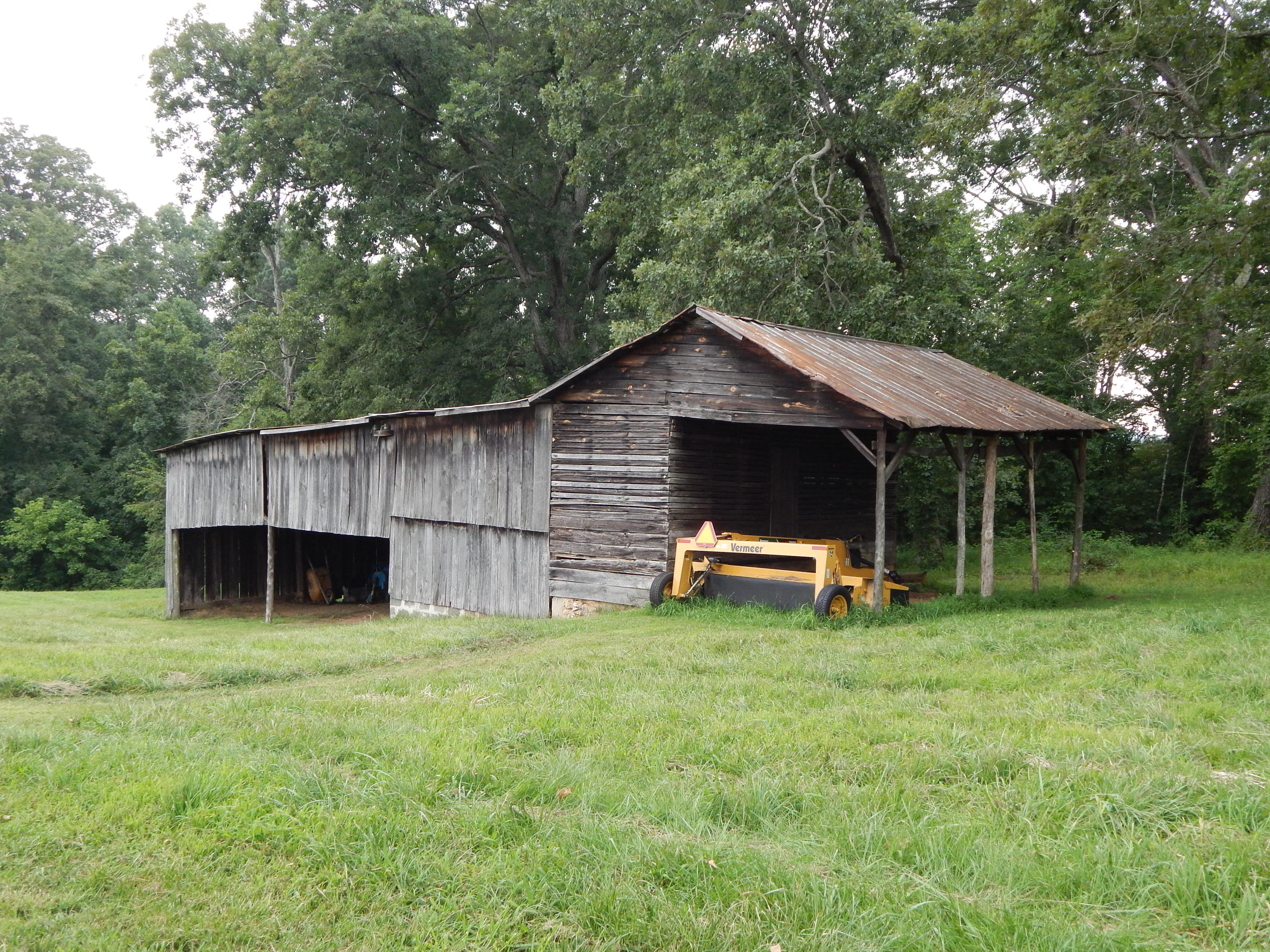 9817 Kodak Road Kodak, TN 37764 - Photo 35 of 37 Sellers - 9817 Kodak Rd Farm photos 8-07