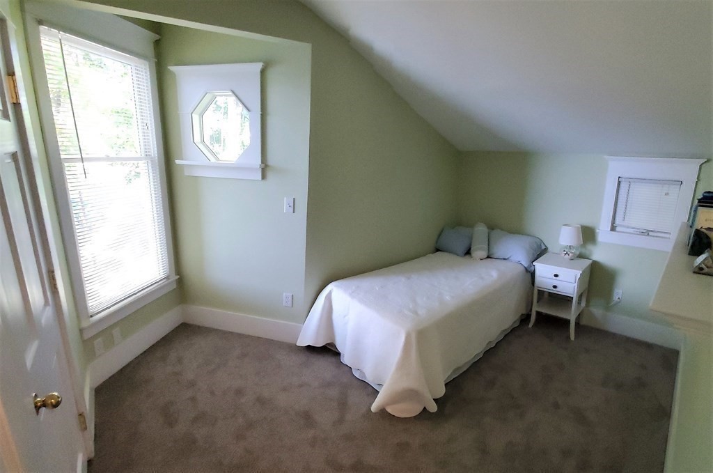 21 R Linden Avenue Beverly, MA 01915 - Photo 21 of 26