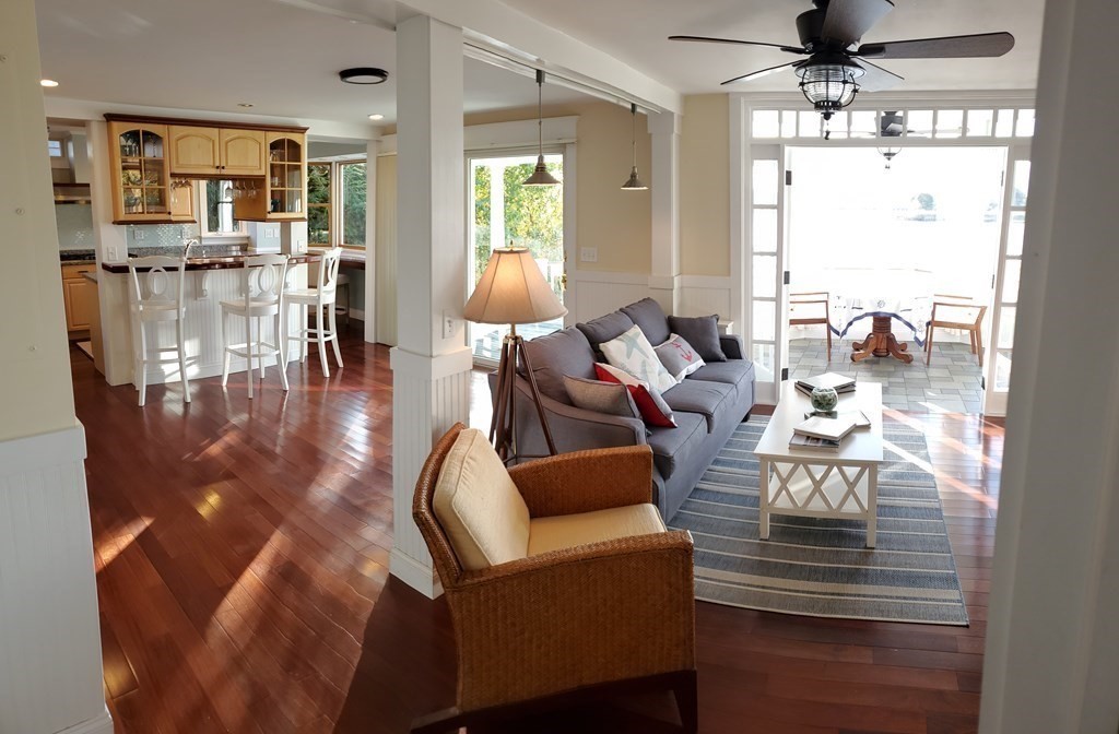 21 R Linden Avenue Beverly, MA 01915 - Photo 9 of 26