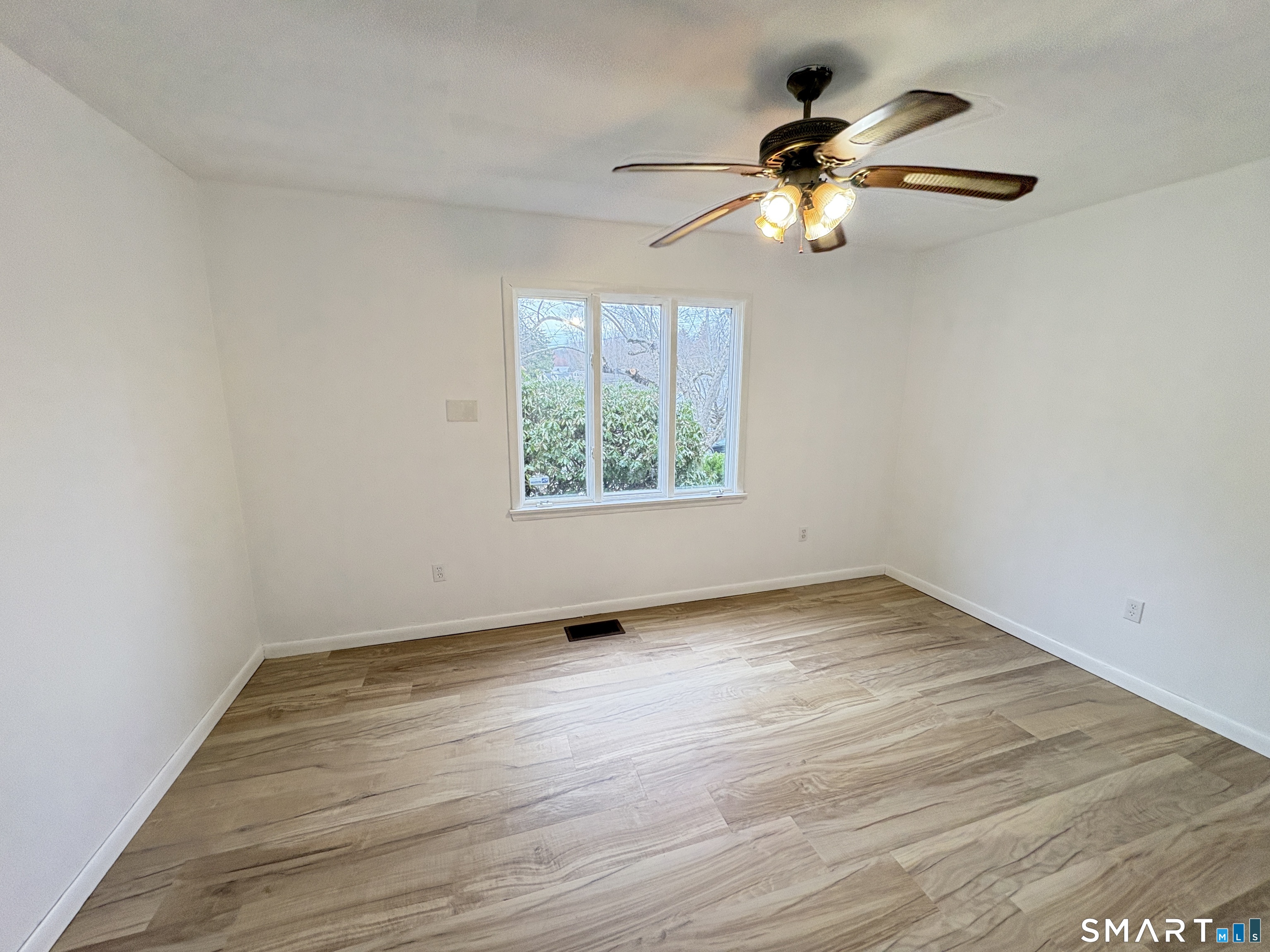 715 Frenchtown Road, Unit 3 Bridgeport, CT 06606 - Photo 7 of 24