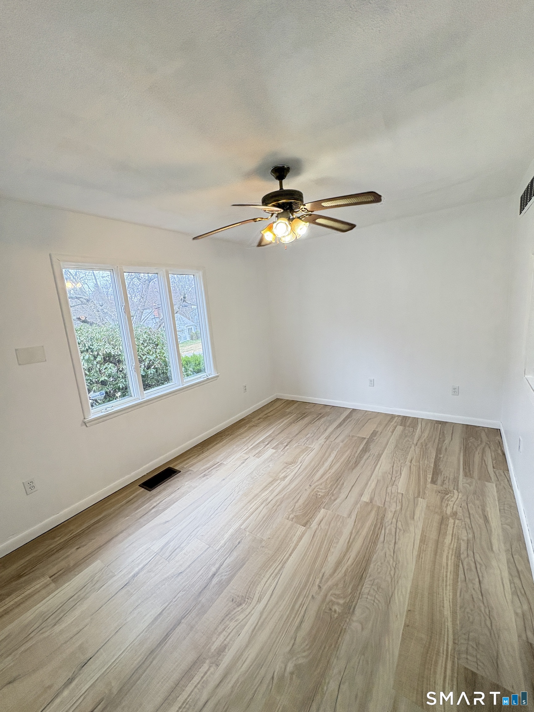 715 Frenchtown Road, Unit 3 Bridgeport, CT 06606 - Photo 9 of 24