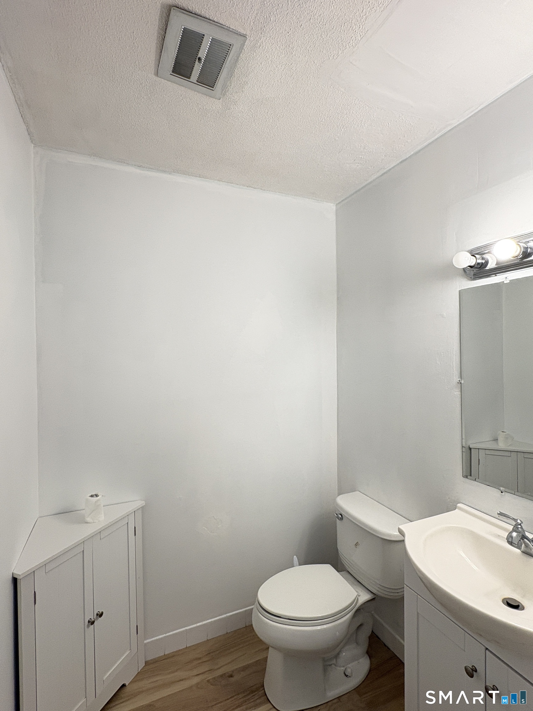 715 Frenchtown Road, Unit 3 Bridgeport, CT 06606 - Photo 10 of 24