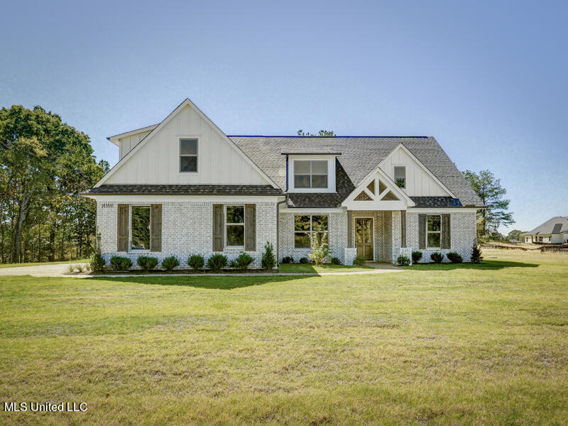 14359 Hidden Loop Byhalia, MS 38611 - Photo 1 of 35 Classic Cottage