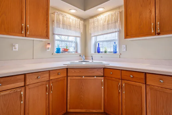 $229,000 | 4 Cammett Drive, Raymond, NH 03077