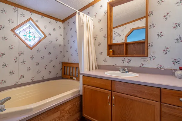 $229,000 | 4 Cammett Drive, Raymond, NH 03077