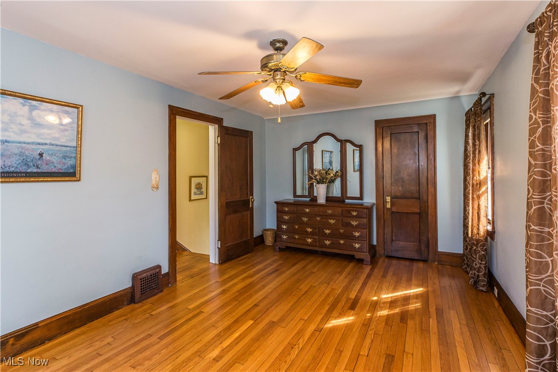 1577 Maple Road Cleveland Heights, OH 44121 - Photo 12 of 30