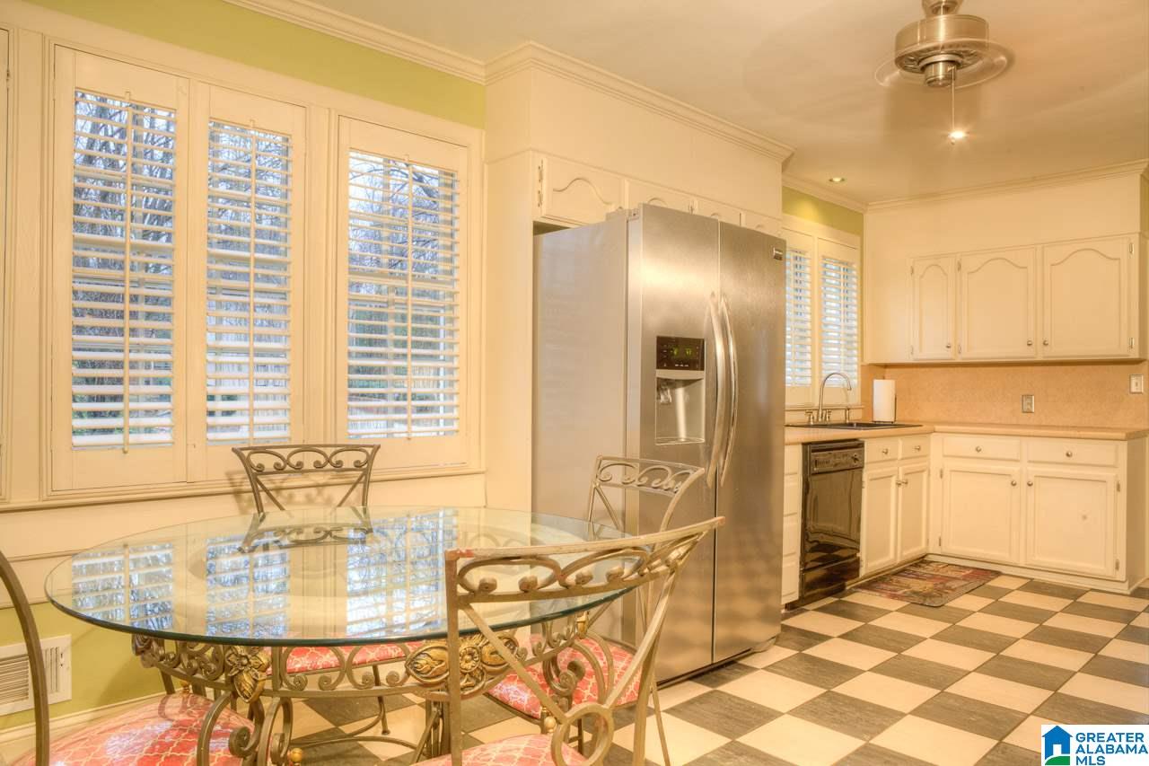 2501 Shades Crest Road Birmingham, AL 35216 - Photo 17 of 40