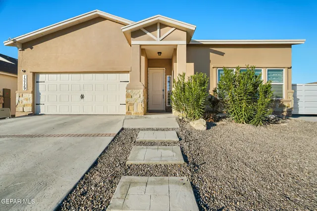 $425,000 | 13729 Lago Vista Avenue, Horizon City, TX 79928