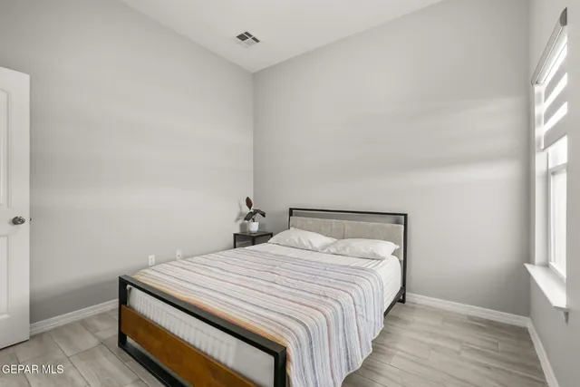 $425,000 | 13729 Lago Vista Avenue, Horizon City, TX 79928