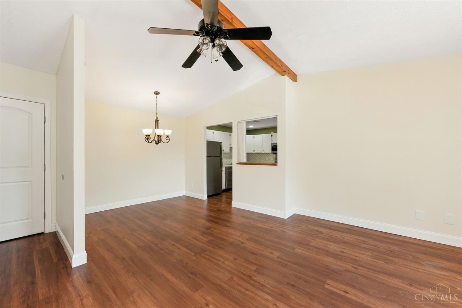 539 Davis Road, Unit 12 Cincinnati, OH 45255 - Photo 4 of 33