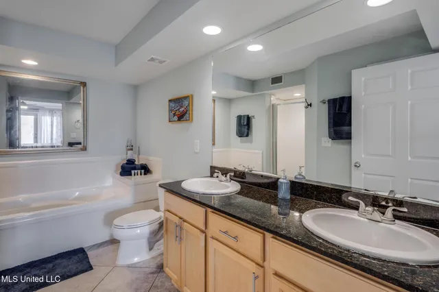 $2,500 | 2046 Beach Boulevard, Unit B315, Biloxi, MS 39531