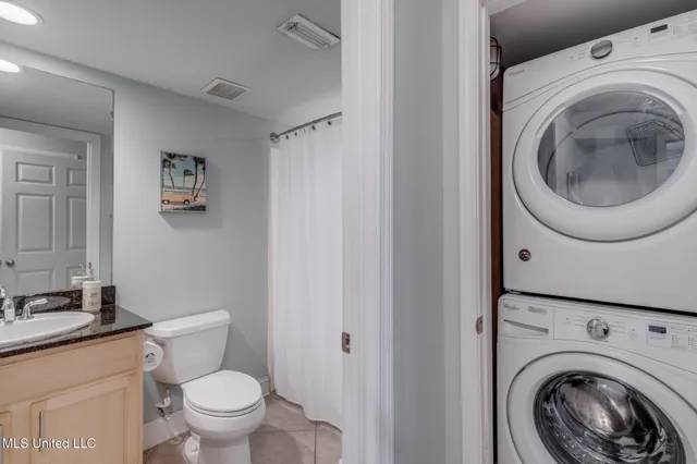 $2,500 | 2046 Beach Boulevard, Unit B315, Biloxi, MS 39531