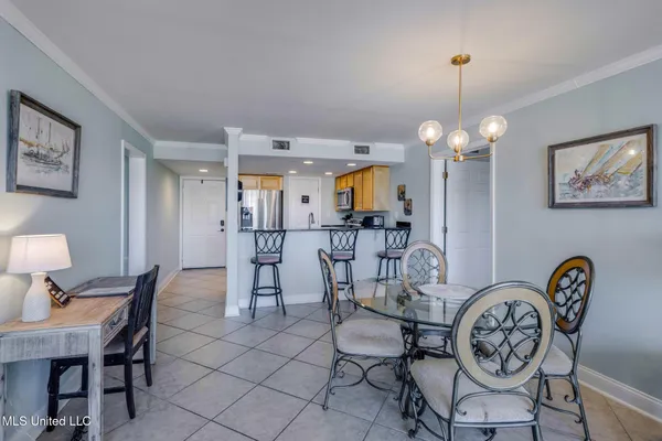 $2,500 | 2046 Beach Boulevard, Unit B315, Biloxi, MS 39531