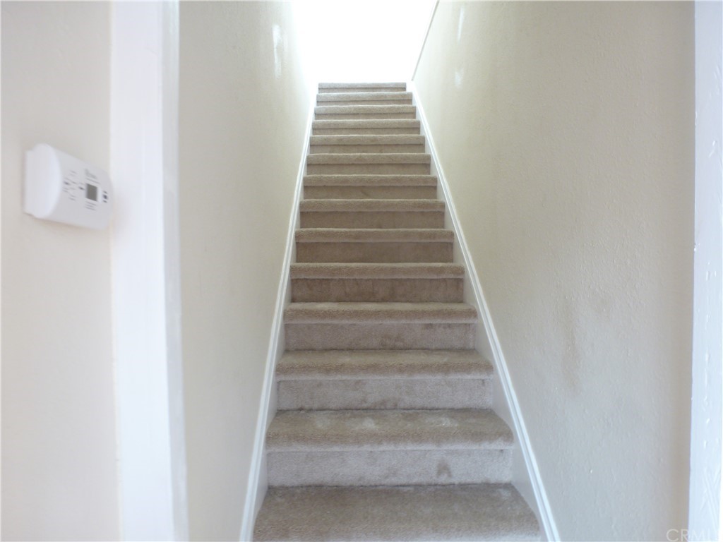 1044 West 20th Street Merced, CA 95340 - Photo 14 of 25 a view of entryway