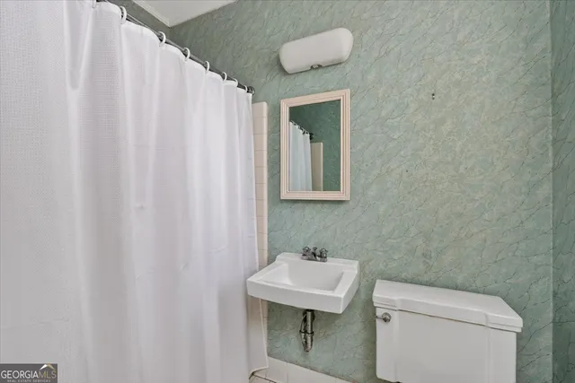 $299,900 | 1802 Pine Forest Circle, Dublin, GA 31021