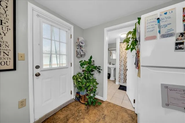 $180,000 | 31 Jay Street, Johnson City, NY 13790