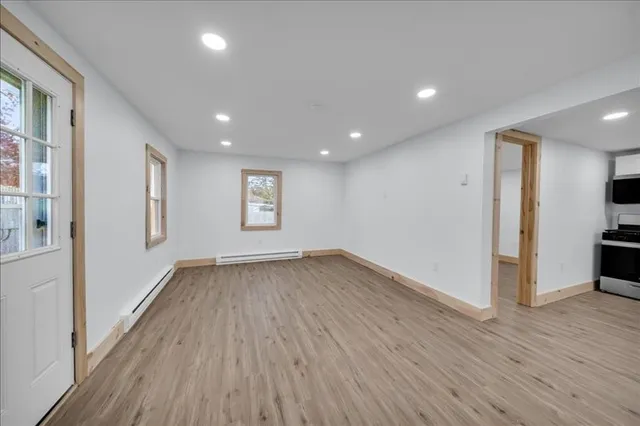 $180,000 | 31 Jay Street, Johnson City, NY 13790