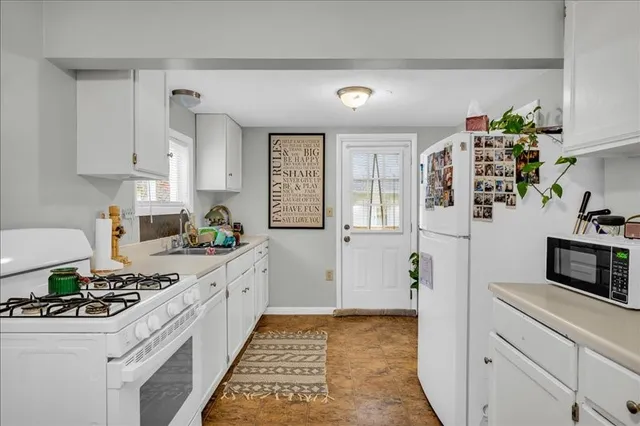 $180,000 | 31 Jay Street, Johnson City, NY 13790