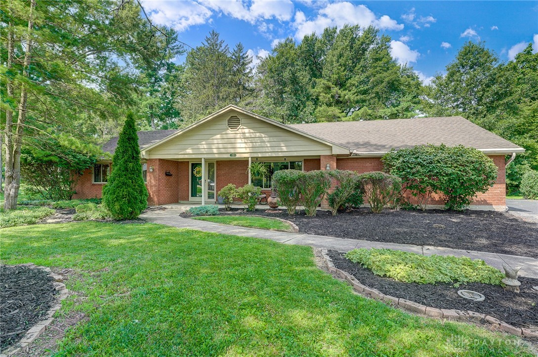 225 Davis Road Centerville, OH 45459 - Photo 5 of 70