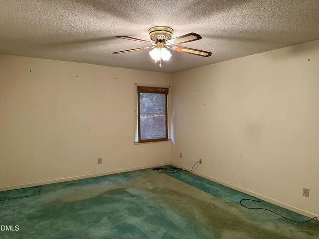 $299,900 | 373 Willow Creek Run, Henderson, NC 27537