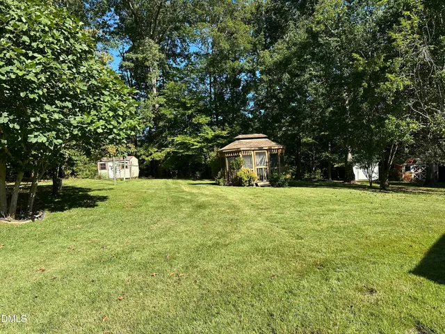 $299,900 | 373 Willow Creek Run, Henderson, NC 27537