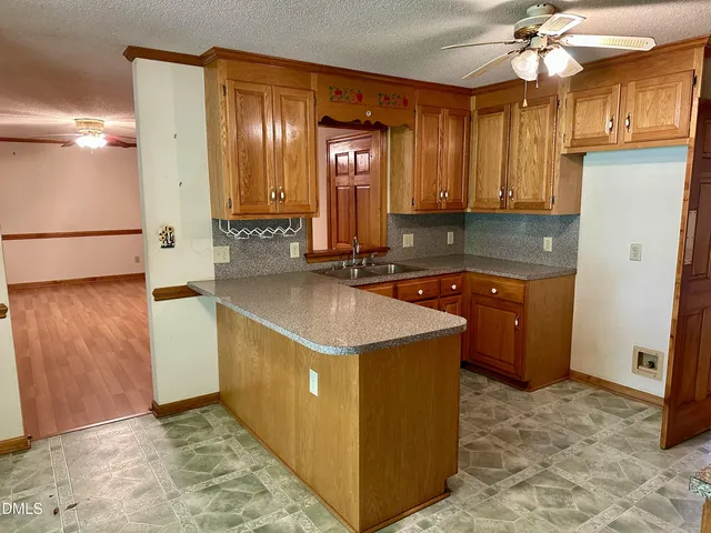 $299,900 | 373 Willow Creek Run, Henderson, NC 27537