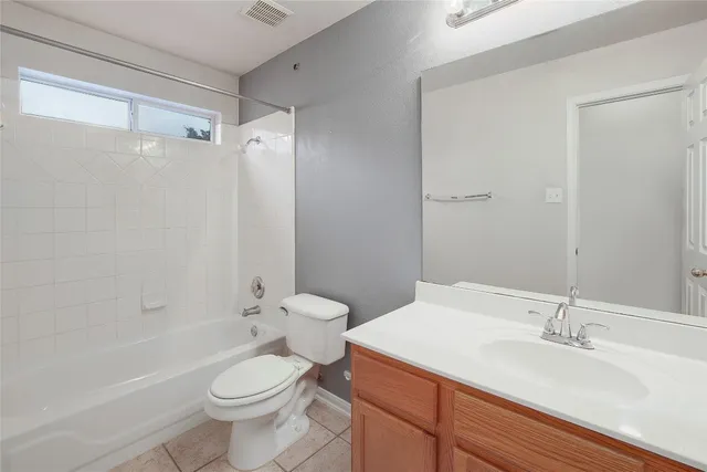 $2,595 | 6036 Mesa Verde Circle, Austin, TX 78749