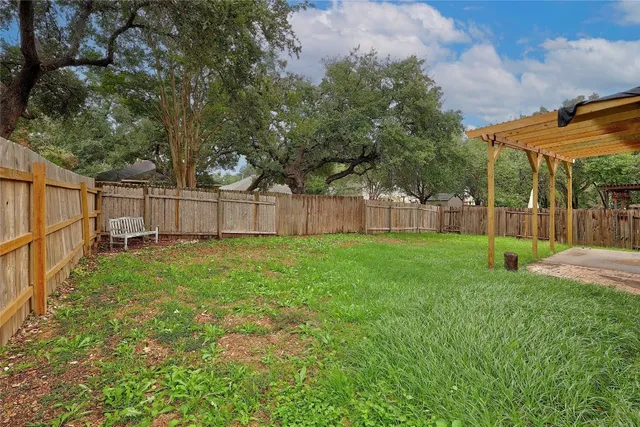 $2,595 | 6036 Mesa Verde Circle, Austin, TX 78749