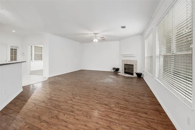 $2,595 | 6036 Mesa Verde Circle, Austin, TX 78749