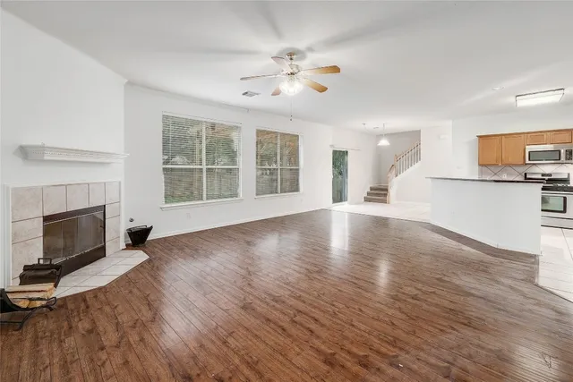 $2,595 | 6036 Mesa Verde Circle, Austin, TX 78749