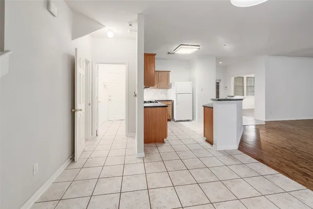 $2,595 | 6036 Mesa Verde Circle, Austin, TX 78749