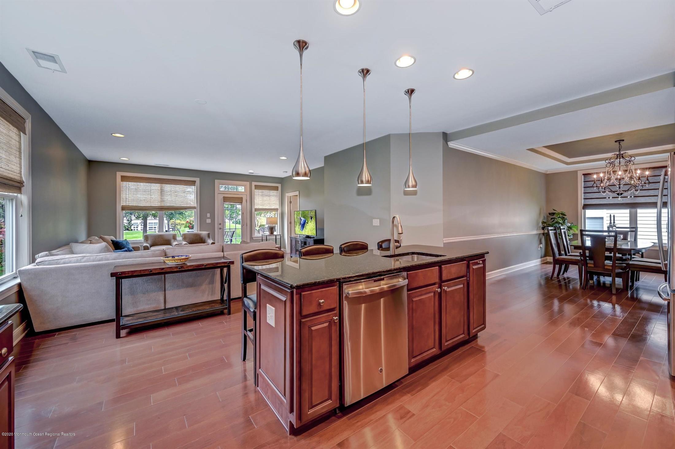 6 Comtois Road Manalapan, NJ 07726 - Photo 11 of 51 13-Kitchen