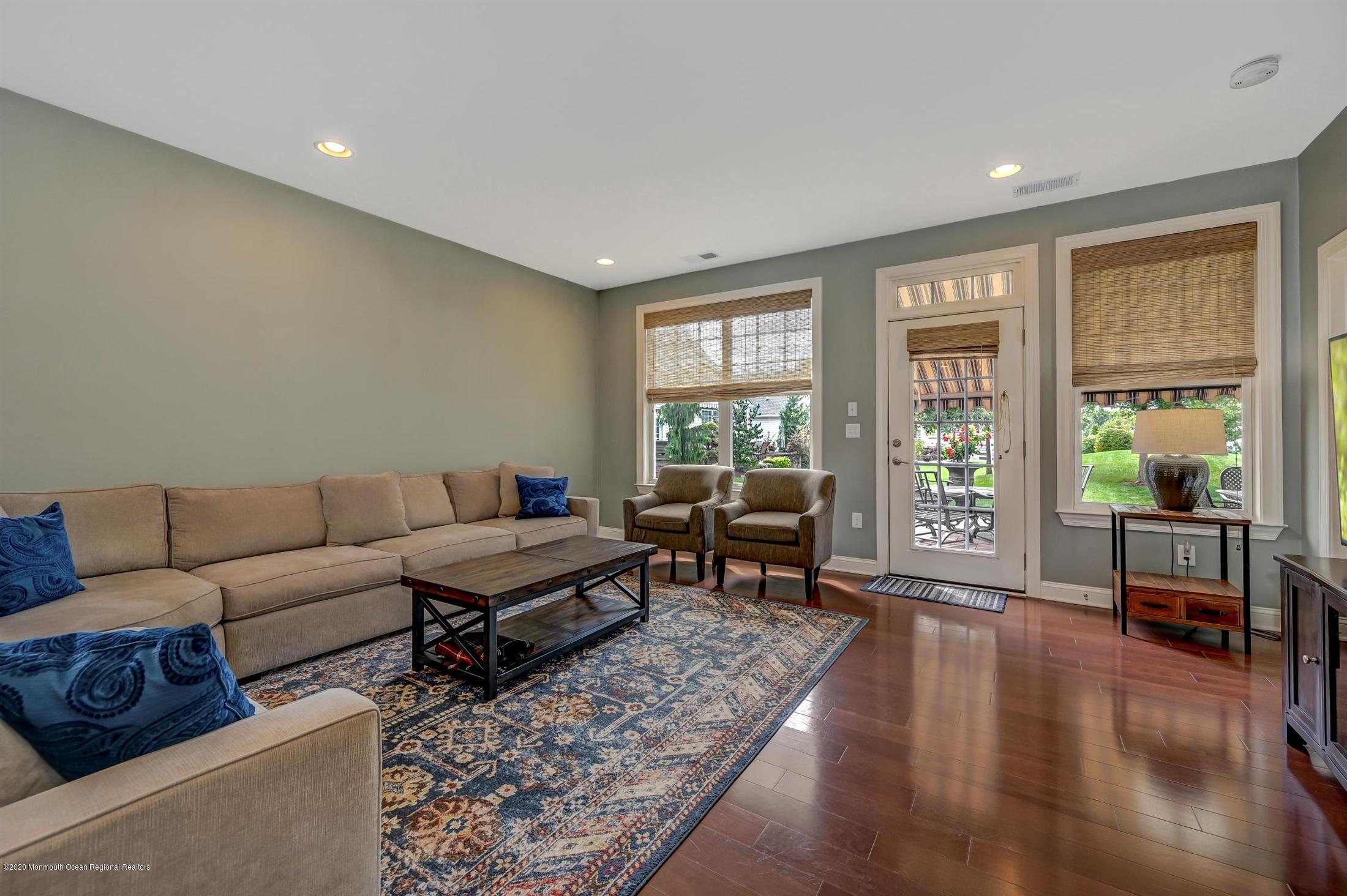 6 Comtois Road Manalapan, NJ 07726 - Photo 14 of 51 17-Living