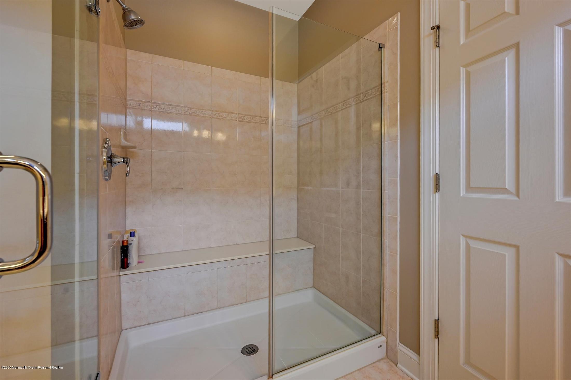 6 Comtois Road Manalapan, NJ 07726 - Photo 19 of 51 23-Master Bathroom