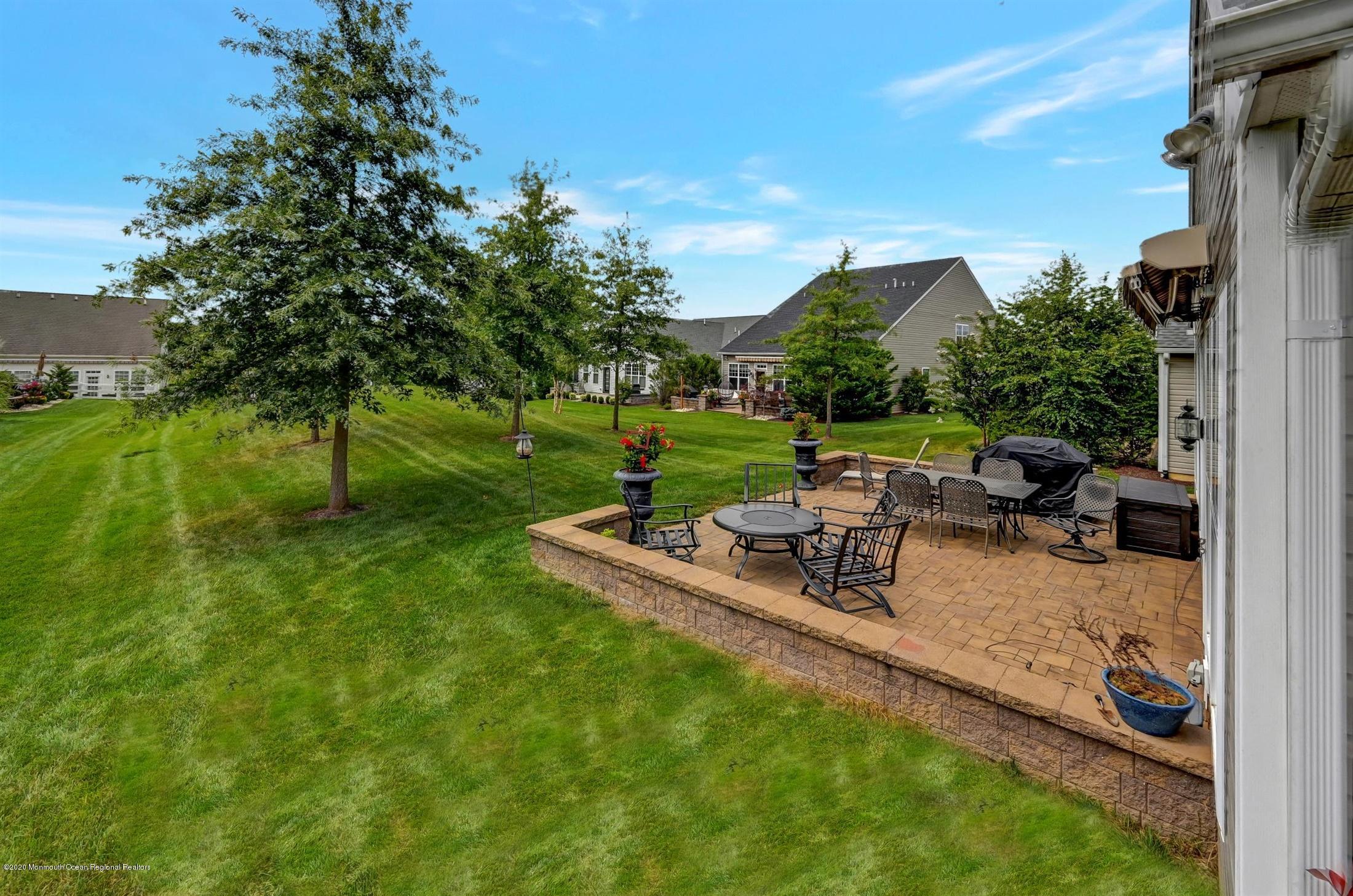 6 Comtois Road Manalapan, NJ 07726 - Photo 24 of 51 29-Back