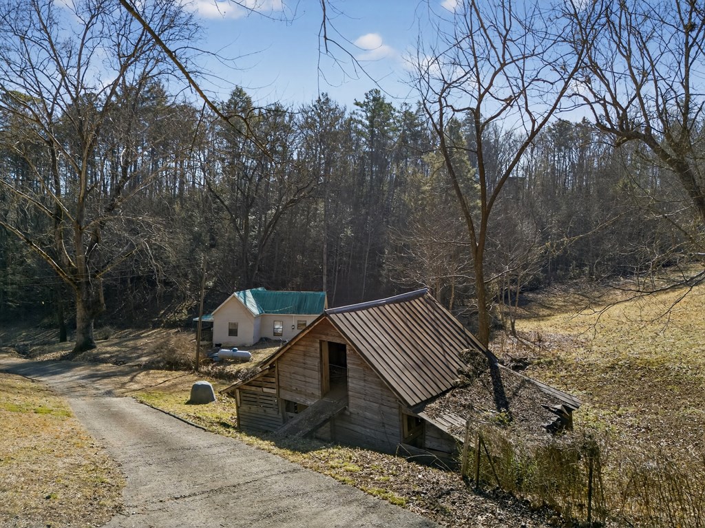 3437 Hanging Dog Road Murphy, NC 28906 - Photo 16 of 87