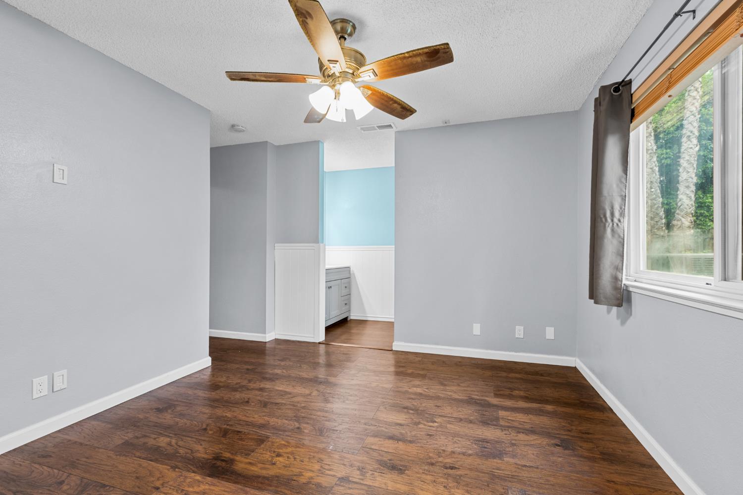 8061 Peppertree Way Citrus Heights, CA 95621 - Photo 17 of 30