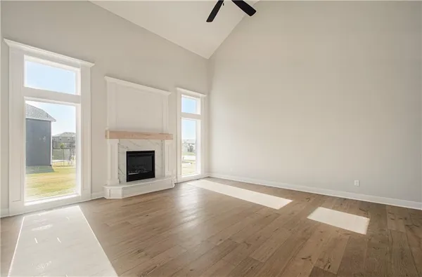 $699,900 | 1070 Fir Lane, Liberty, MO 64068