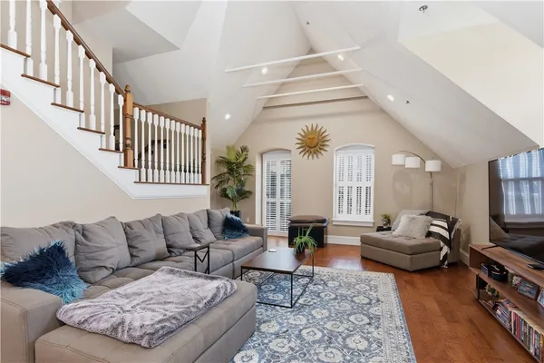 $714,900 | 1000 Chapel View Boulevard, Unit 306, Cranston, RI 02920