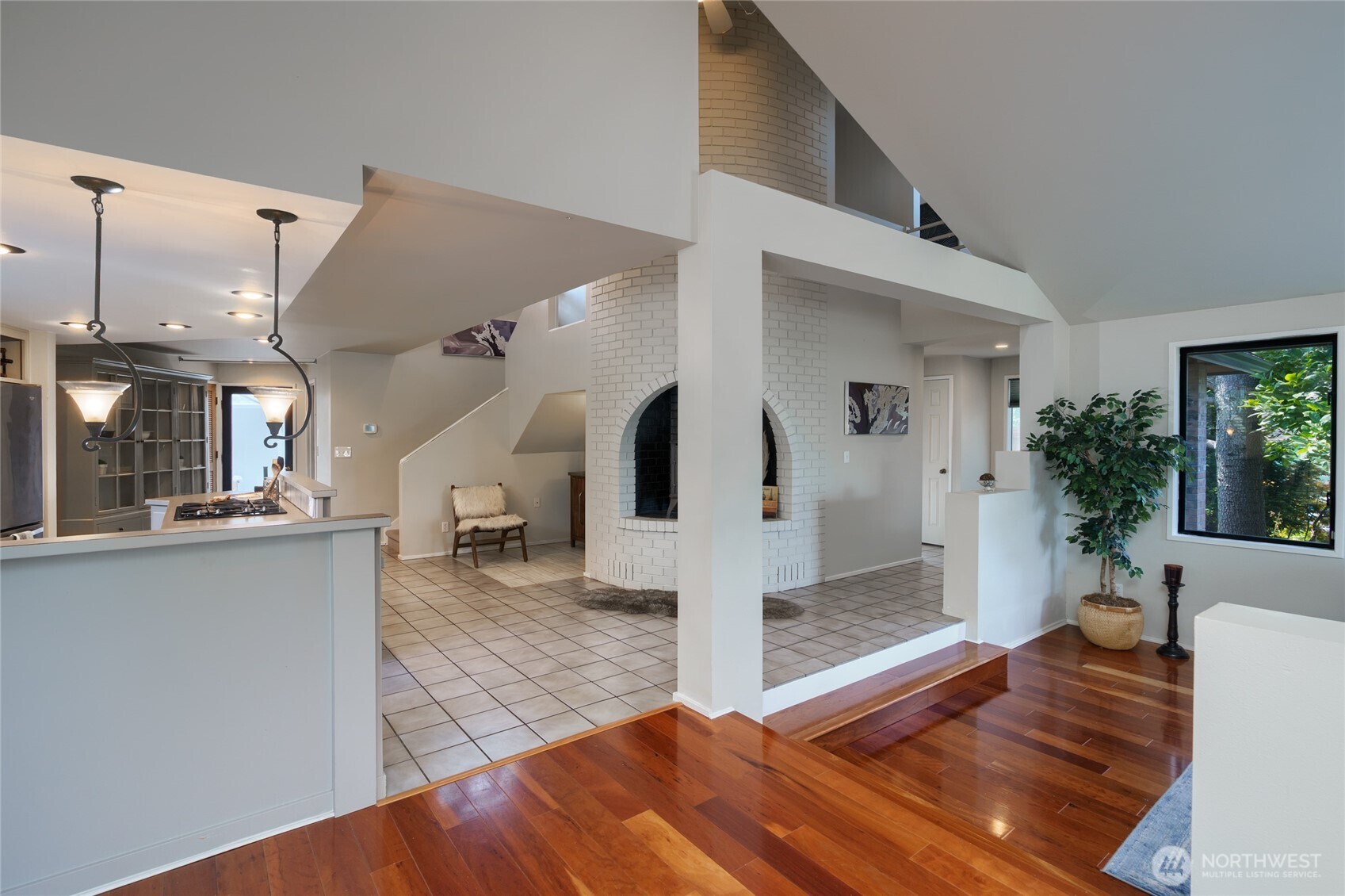 627 North Waugh Road Mount Vernon, WA 98273 - Photo 3 of 39 Gallery Image 3