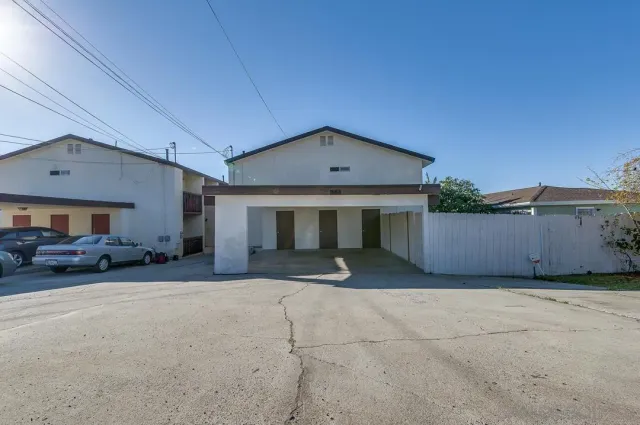 a view of a house with a outdoor space