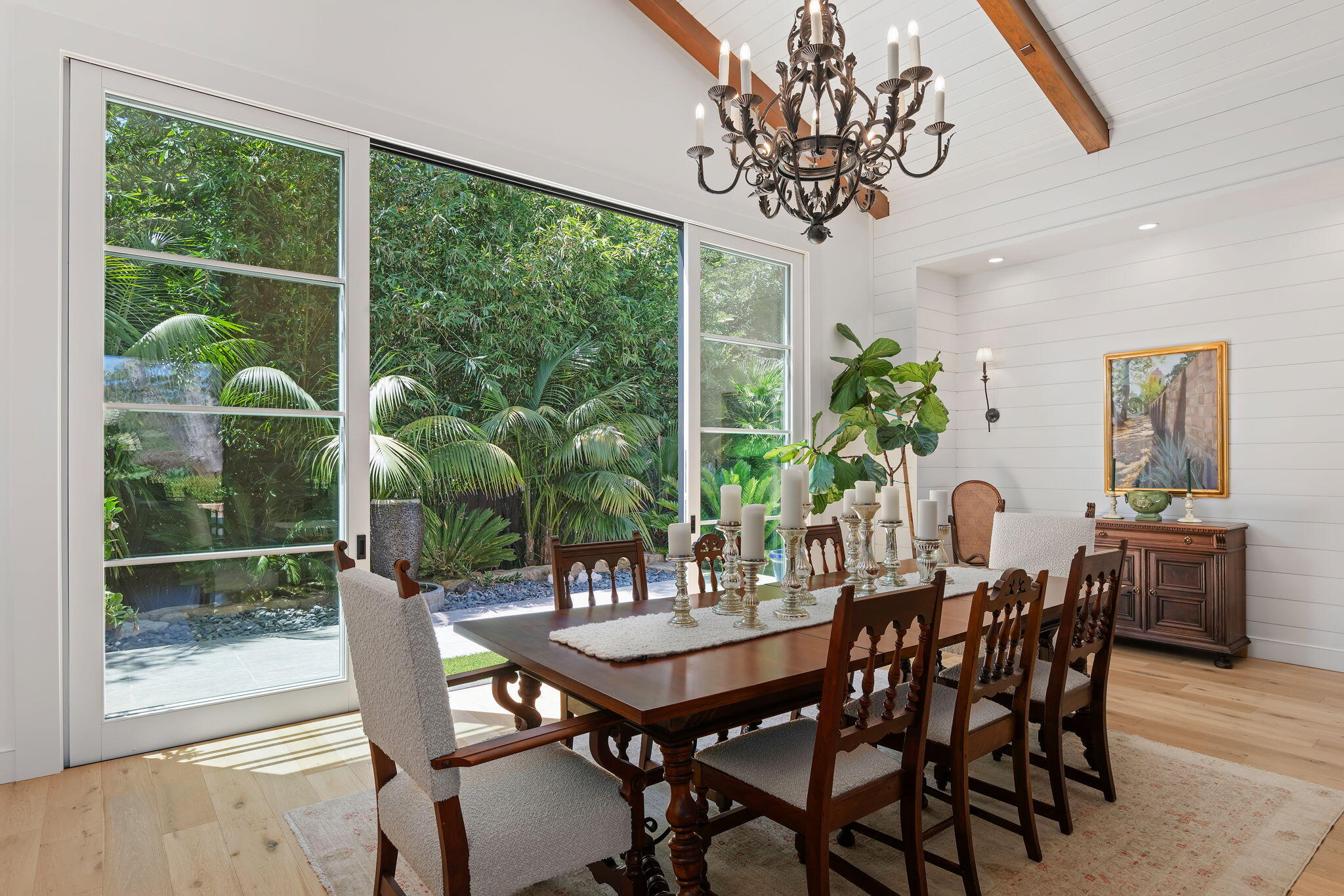 1690 East Valley Road Montecito, CA 93108 - Photo 9 of 26 Dining