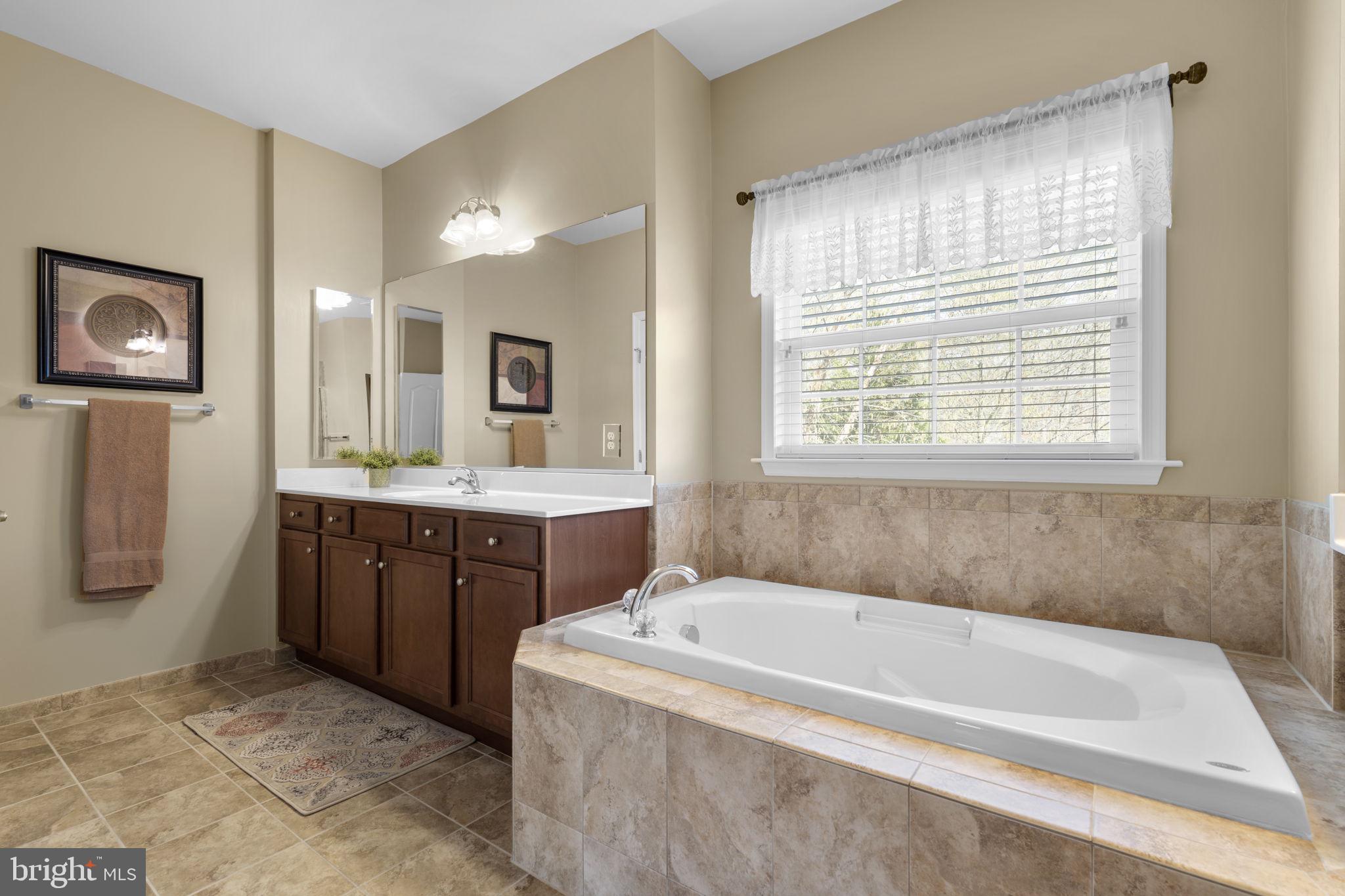 9323 Castle Hill Road Springfield, VA 22153 - Photo 43 of 95