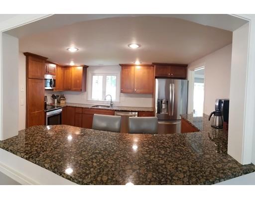 11 Pheasant Road Medfield, MA 02052 - Photo 5 of 14 Gallery Image 5