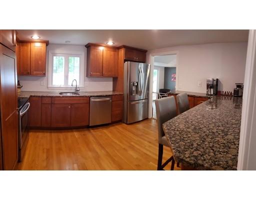 11 Pheasant Road Medfield, MA 02052 - Photo 6 of 14 Gallery Image 6